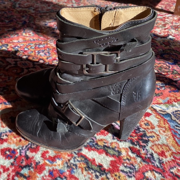 Frye wrap ankle boots - Picture 3 of 13